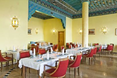 A la carte restaurant with Oriental decor at El Mouradi El Menzah A la carte restaurant with Oriental decor at El Mouradi El Menzah